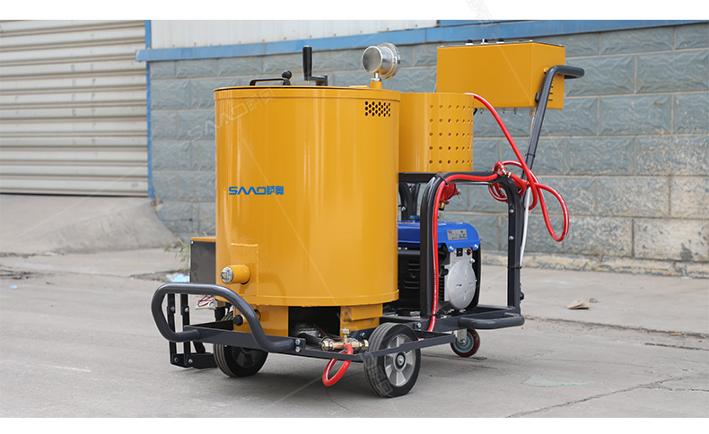 瀝青灌縫機(jī)細(xì)節(jié)決定品質(zhì)，適合各種寬度以及形