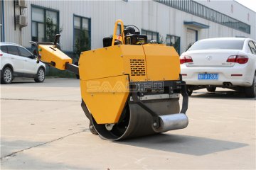 振動式小型<font color='red'>壓路機</font>的起步